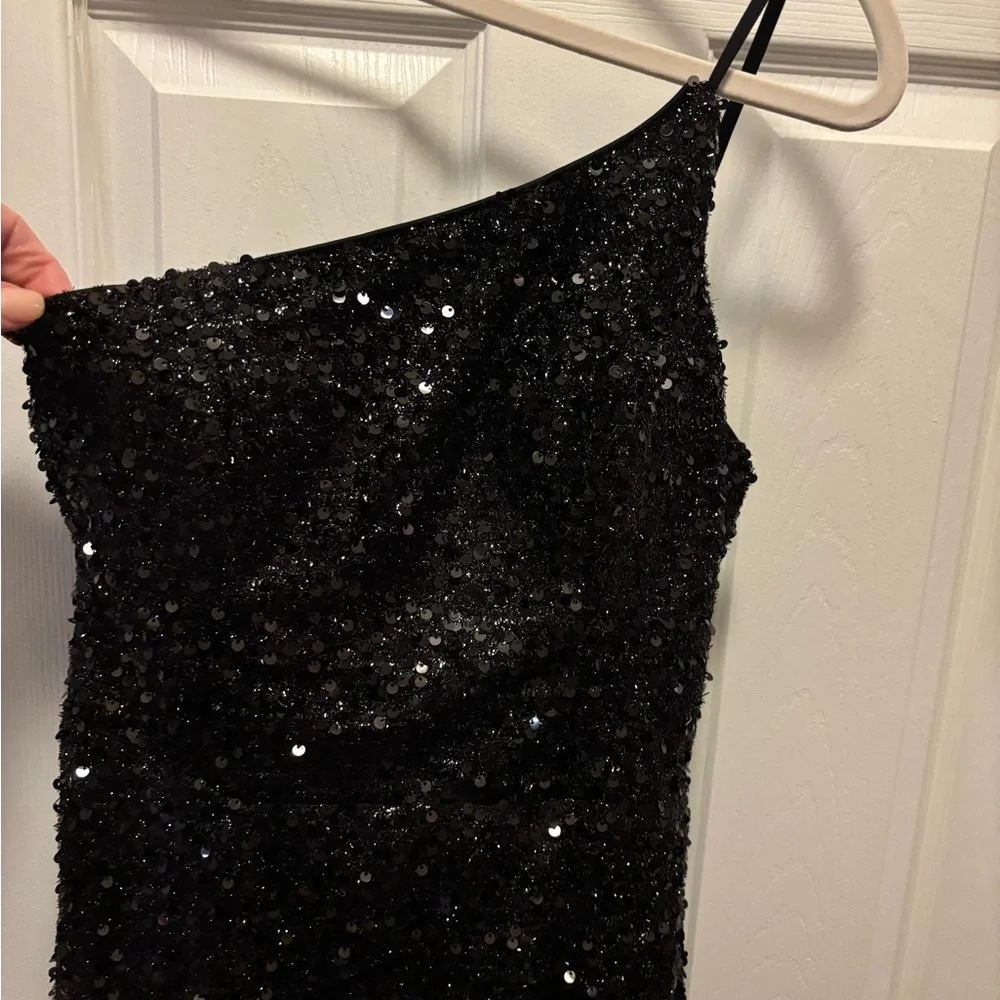 Elegant Black Sequin Evening Dress Thigh slit & Train Size Medium BNWOT - Picture 4 of 11